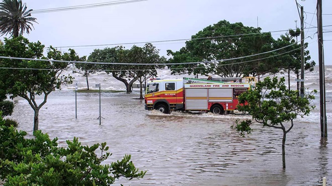 rising flood water in brisbane queensland australia storm season lead